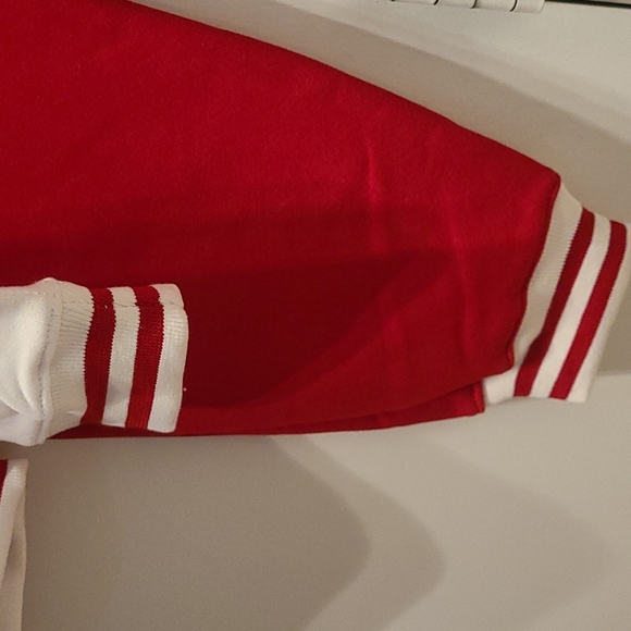 Varsity track set - Picture 5 of 5